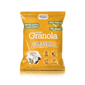 Classic Granola  in plastic packaging 40 g