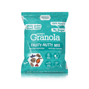 Granola with fruits&nuts in plastic packaging 40 g